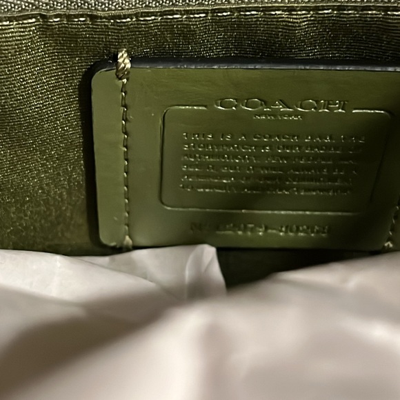 Coach Edie Leather Army Green Shoulder BAG - Picture 5 of 10